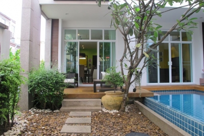 3 bedroom townhouse in Naiharn